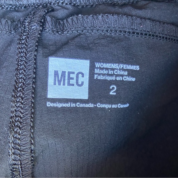 MEC outdoor shorts - Picture 2 of 6